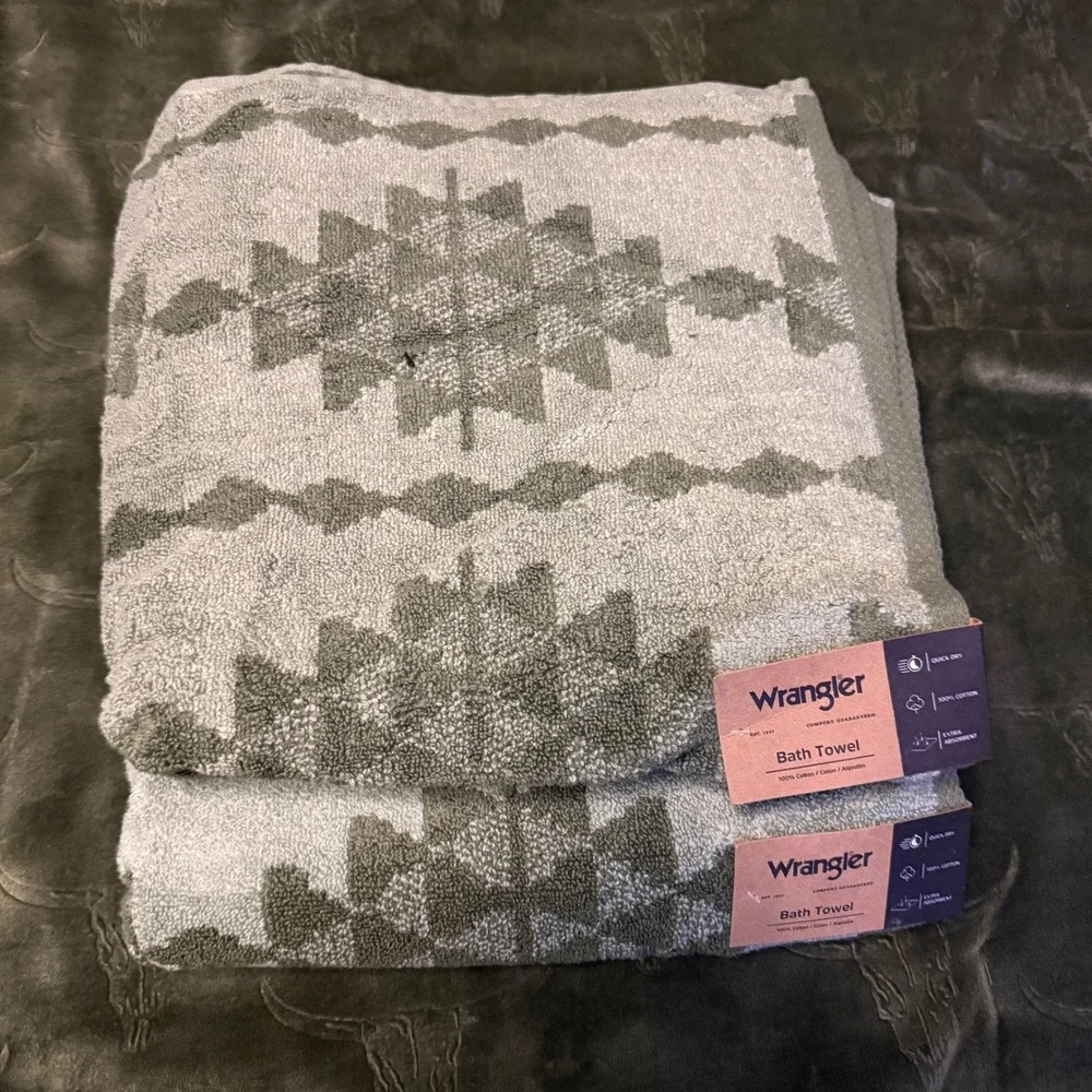 Wrangler Towel Set Unisex OS Green New 2pc Blanket Weave Cotton Bath Towels